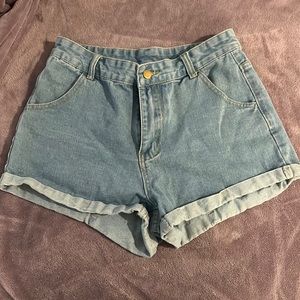 Light wash jean short